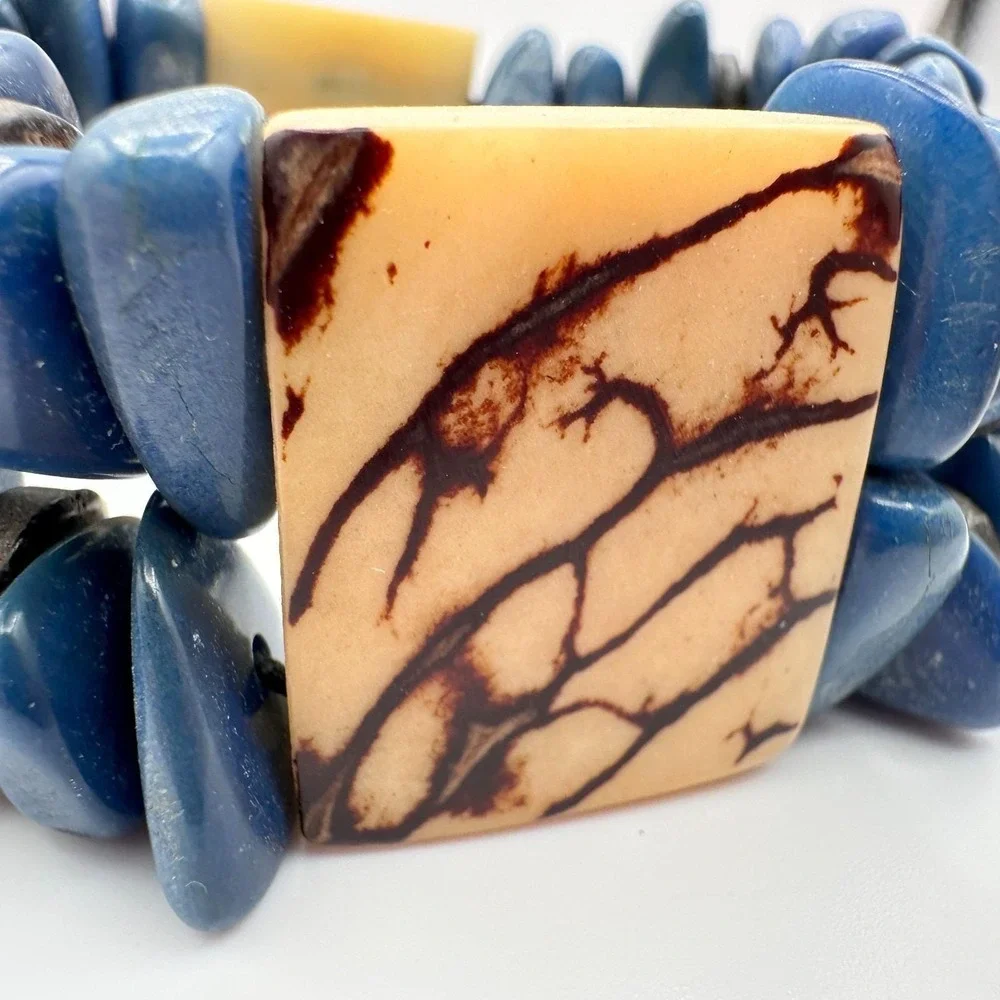Vintage 90s Cream Floral‎ Wooden Boho Blue Stone Stretch Bracelet Chunky Jewelry